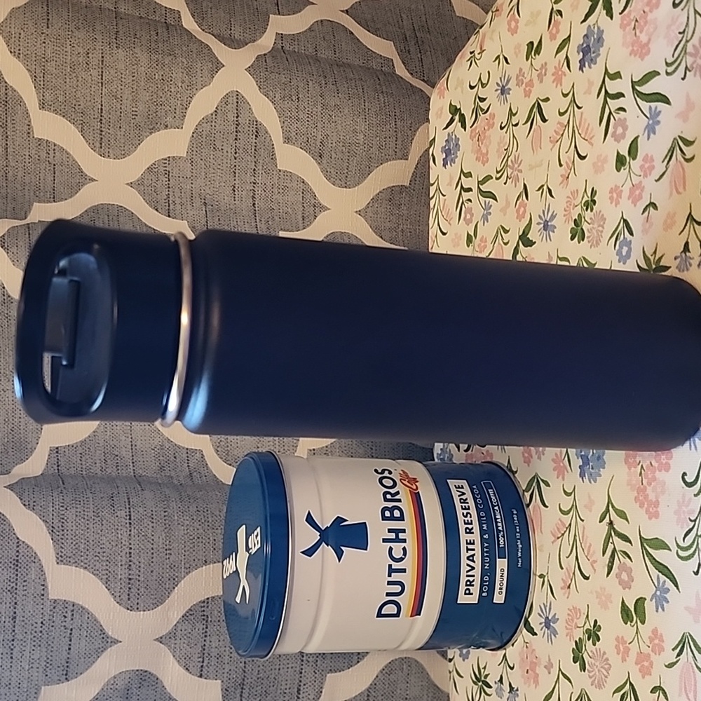 Dutch Bros Navy Insulated Tumbler - Picture 2 of 6